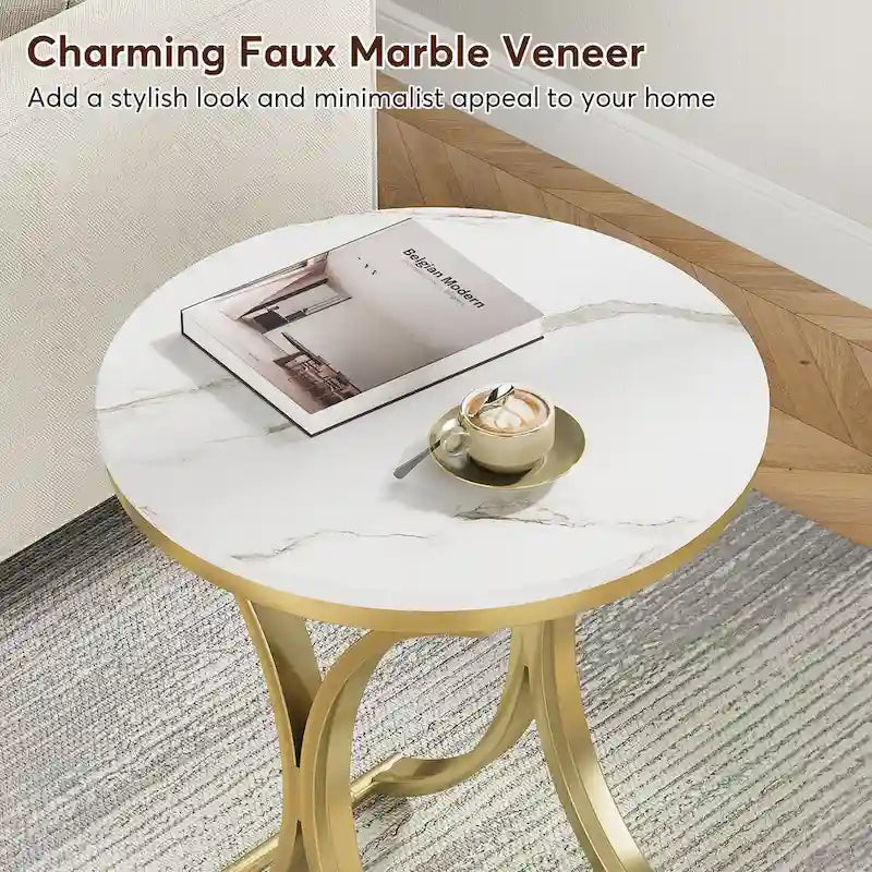 Petite table d'appoint ronde moderne avec cadre en métal doré et placage en faux marbre, en bois composite, pour le salon